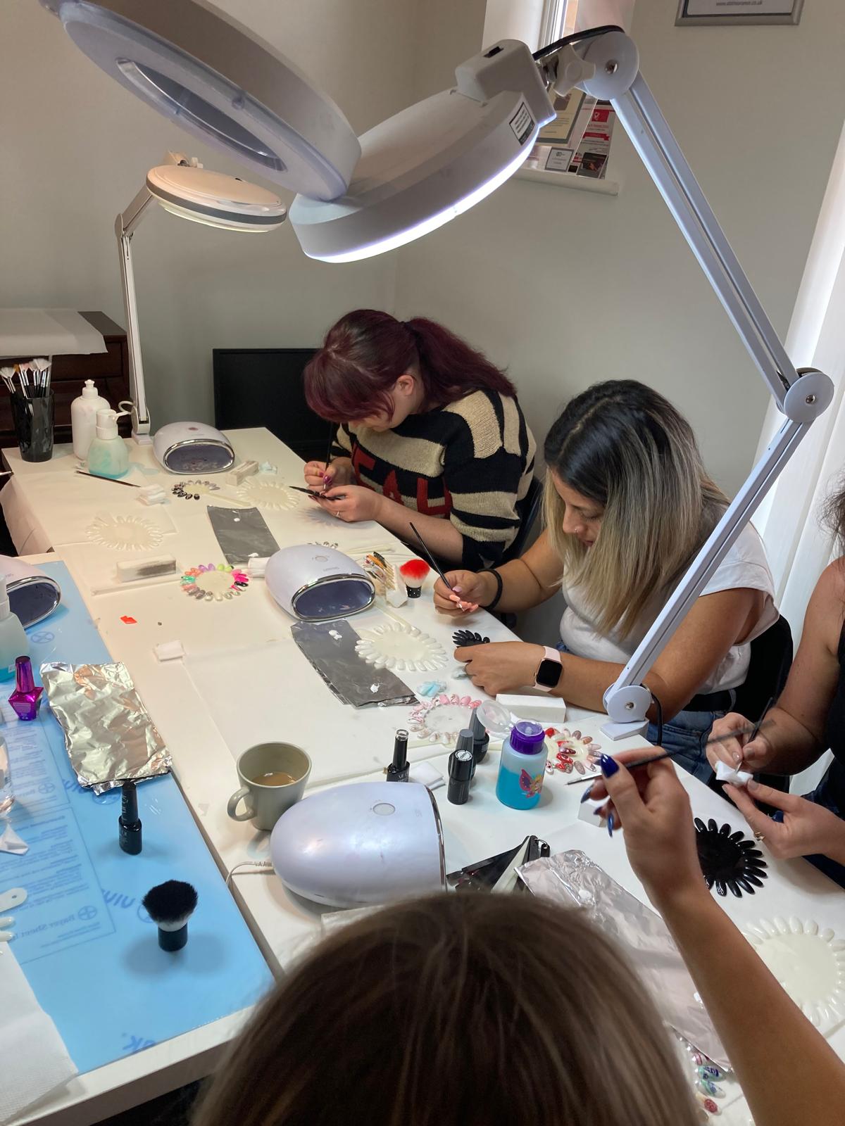evabeautycourses przedłużanie włosów 1